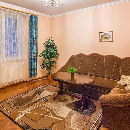 Daire Archypenka 32 Two-bedroom Lviv